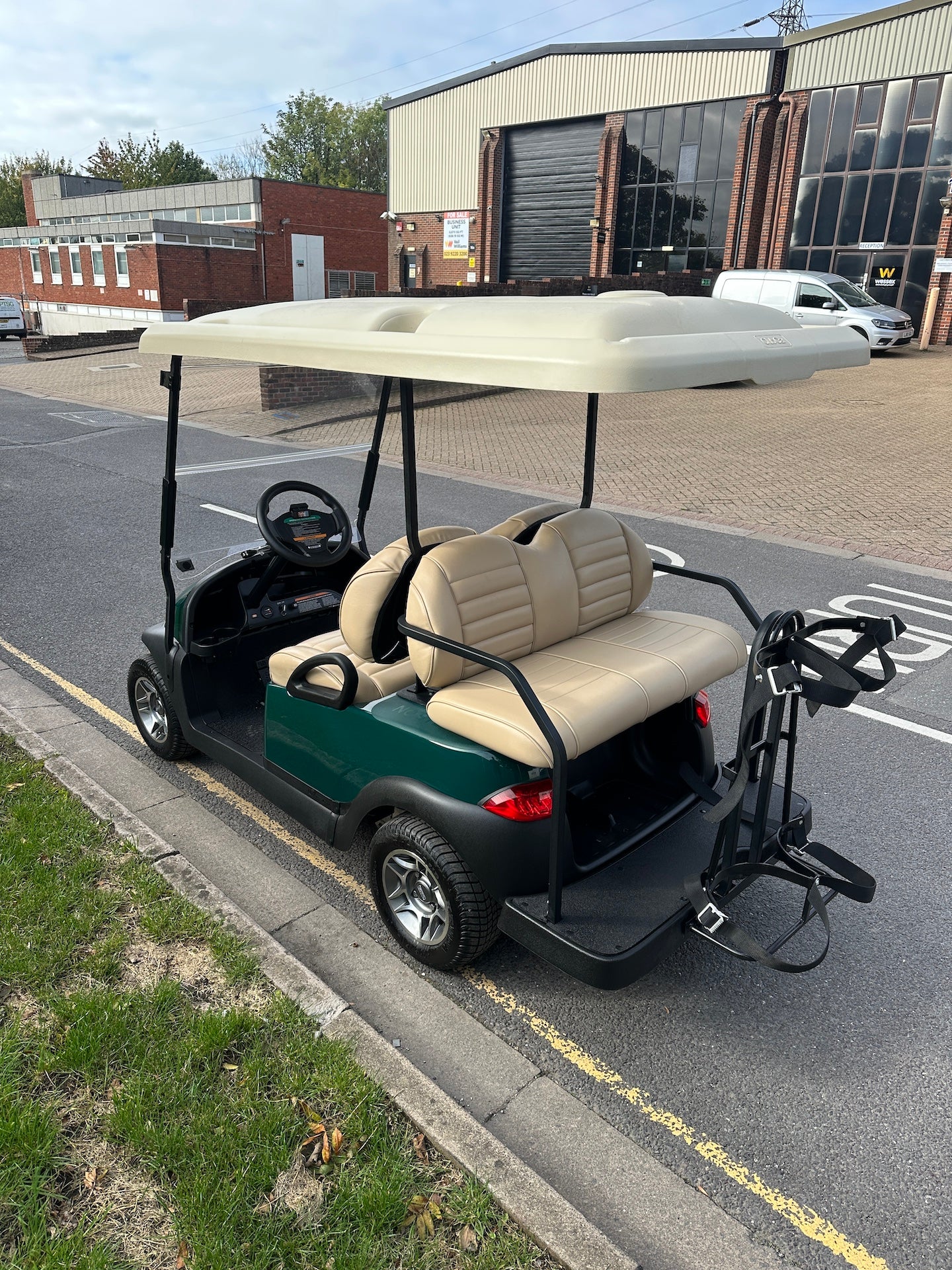 club car precedent 4-passenger electric golf buggy