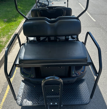 Cushman Shuttle 6 in Patriot Blue