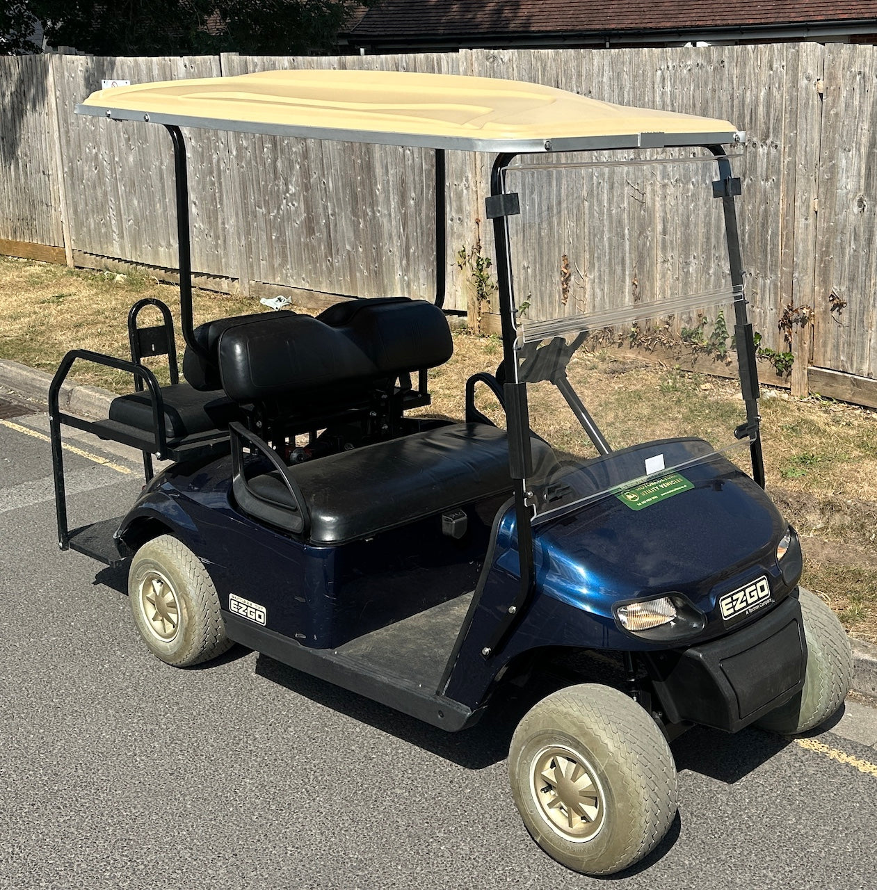 EZGO TXT Freedom 2+2 Electric