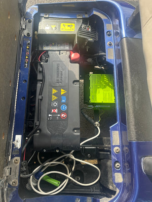 2020 EZGO RXV ELiTE Golf Buggy – Lithium – Electric Blue – Used thumbnail 5