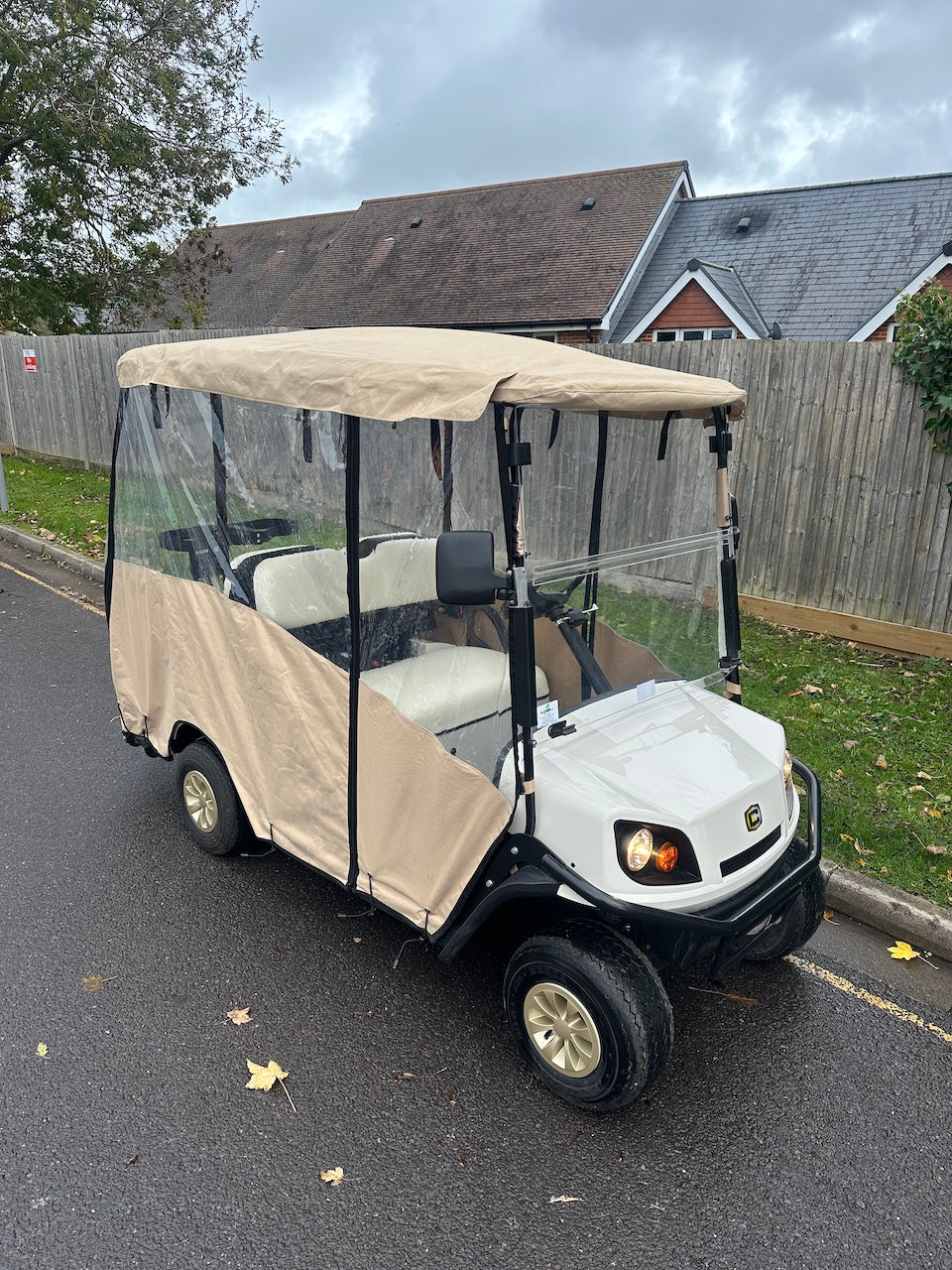 2020 Cushman Shuttle 2+2 48V Buggy - Electric - White - Like New
